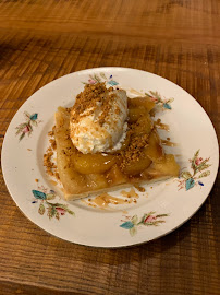 Tarte aux pommes du Restaurant Pedzouille La Grange à Paris - n°3