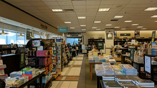 Book Store «Barnes & Noble», reviews and photos, 3981 U.S. 9, Freehold, NJ 07728, USA