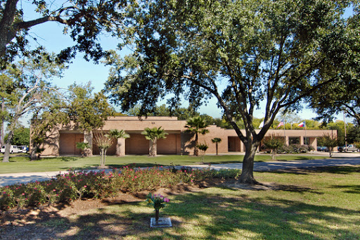 Funeral Home «Earthman Resthaven Funeral Home», reviews and photos, 13102 North Fwy, Houston, TX 77060, USA