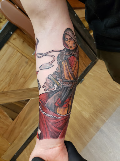 Explore honey tattoo ideas, creative tattoo ideas in Mcminnville, available at Iron Tusk Tattoos