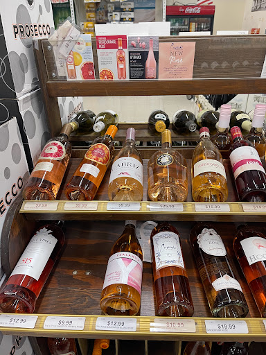 Liquor Store «Connecticut Beverage Mart», reviews and photos, 955 Washington St, Middletown, CT 06457, USA