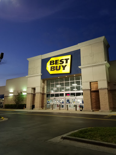 Electronics Store «Best Buy», reviews and photos, 6156 20th St, Vero Beach, FL 32966, USA