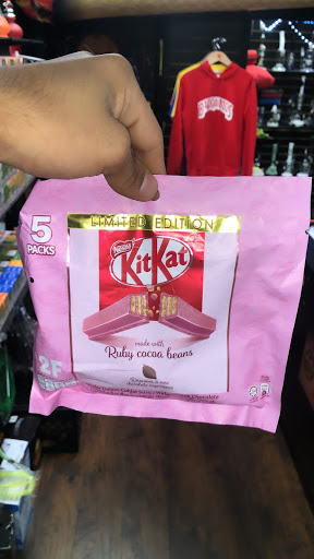 Tobacco Shop «Lava Smoke Shop», reviews and photos, 1019 Main St, Paterson, NJ 07503, USA