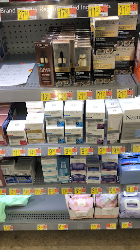 Department Store «Walmart Supercenter», reviews and photos, 1300 Desplaines Ave, Forest Park, IL 60130, USA