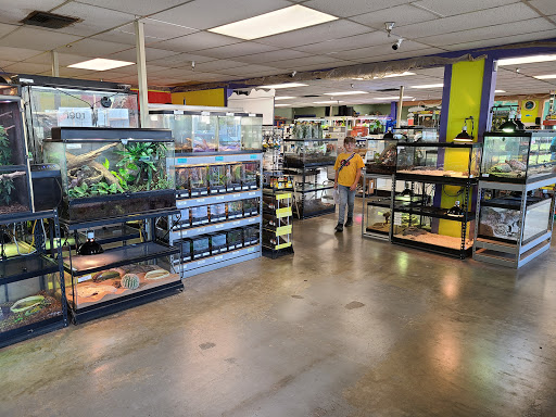 Pet Store «Tye-Dyed Iguana - Reptiles», reviews and photos, 1905 W U.S. 50, Fairview Heights, IL 62208, USA