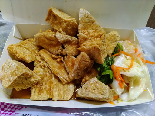 屏東縣佳冬鄉美食 老詹臭豆腐 網友評價 菜單 推薦餐點 食記 外送優惠 飢餓黑熊