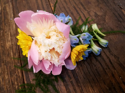 Florist «Fleur De Lis Florist», reviews and photos, 226 N Liberty St # 1, Baltimore, MD 21201, USA