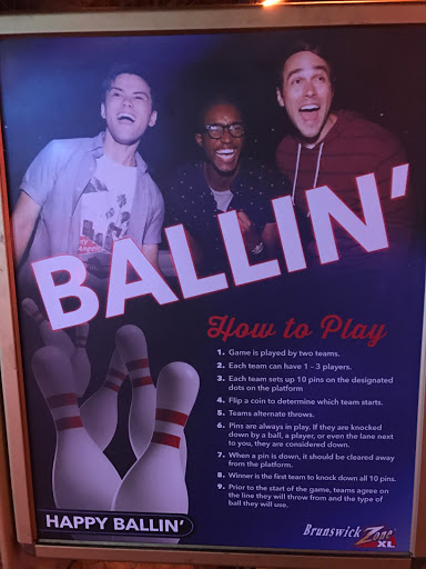 Bowling Alley «Bowlero Naperville», reviews and photos, 1515 Aurora Ave, Naperville, IL 60540, USA