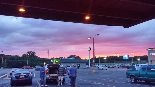 Bowling Alley «Red Apple Bowling Center», reviews and photos, 1414 SE Washington Blvd, Bartlesville, OK 74006, USA