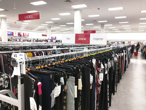 Clothing Store «Burlington Coat Factory», reviews and photos, 7747 Mall Rd, Florence, KY 41042, USA