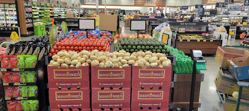 Grocery Store «Safeway», reviews and photos, 437 S King St, Leesburg, VA 20175, USA