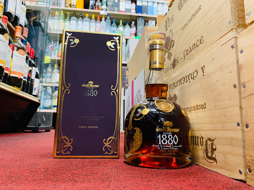 Liquor Store «Cork & Bottle Liquors», reviews and photos, 516 Main St, Laurel, MD 20707, USA