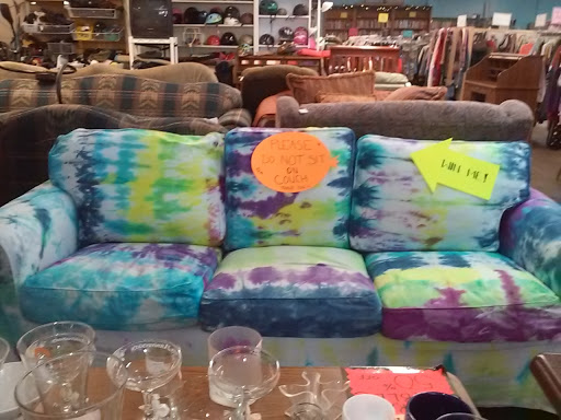 Thrift Store «Show Love Thrift», reviews and photos, 1405 Park Ave, Chico, CA 95928, USA