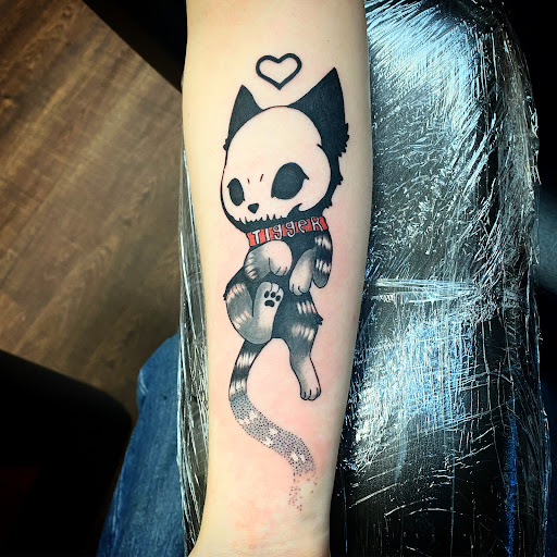 Tattoo Shop «Masterpiece Tattoo & Body Piercing», reviews and photos, 99 NH-28, Salem, NH 03079, USA