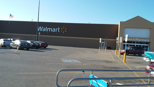 Department Store «Walmart Supercenter», reviews and photos, 109 22nd St, Hondo, TX 78861, USA