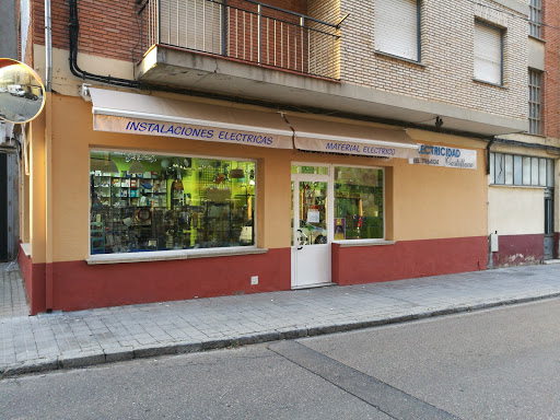 Electricidad Gabriel Castellano Sánchez en Tordesillas, Valladolid