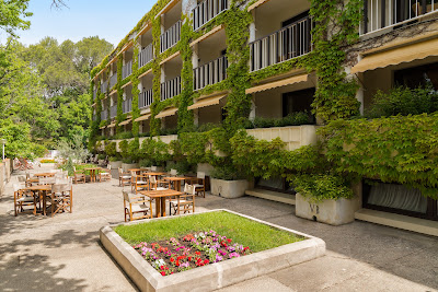 Hôtel Villa Borghese, The Originals Relais à Gréoux-les-Bains