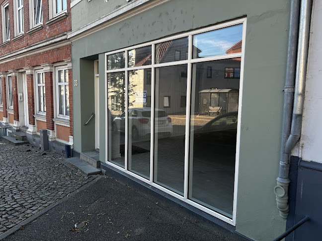 Anmeldelser af Kabla ink Thisted i Hellebæk - Tatovør