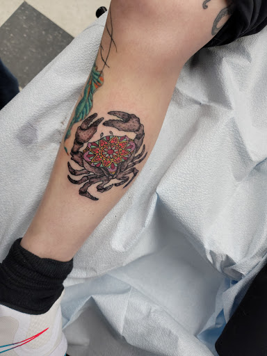 Tattoo Shop «Artistry In Motion», reviews and photos, 230 E Walnut St, North Vernon, IN 47265, USA