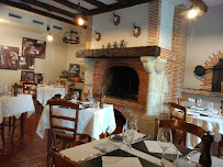 Atmosphère du Restaurant La Pergola à Saint-Lary-Soulan - n°15
