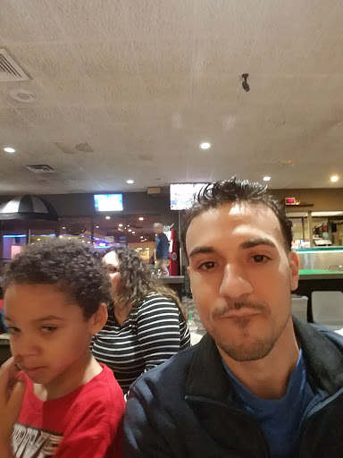 Bowling Alley «Rebman Recreation Inc», reviews and photos, 5300 Oberlin Ave, Lorain, OH 44053, USA