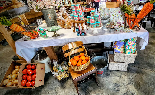 Bait Shop «Seminole Heights General Store», reviews and photos, 5420 N Florida Ave, Tampa, FL 33604, USA