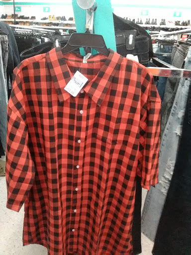 Shopping Mall «Woodforest Shopping Center», reviews and photos, 443 Uvalde Rd, Houston, TX 77015, USA