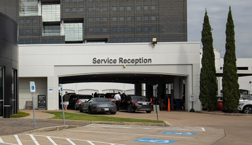 Mercedes-Benz of Houston Greenway Service Center