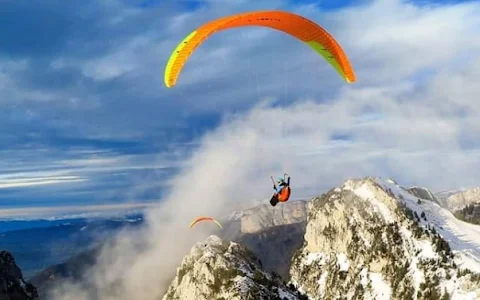 Paragliding Take-off Point Dharamshala Indrunag image