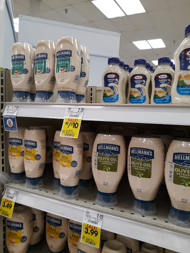 Grocery Store «Schnucks», reviews and photos, 109 N Mattis Ave, Champaign, IL 61821, USA