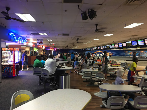 Bowling Alley «Brunswick Zone Normandy Lanes», reviews and photos, 8419 Baltimore National Pike, Ellicott City, MD 21043, USA