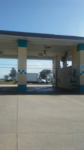 College Self Serve Car Wash en Melbourne