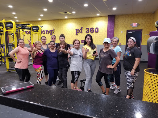 Gym «Planet Fitness», reviews and photos, 913 N 13th St #26, Harlingen, TX 78550, USA