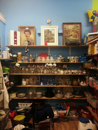 Thrift Store «Green Bean Thrift Store», reviews and photos, 2500 Florida A1A, Indialantic, FL 32903, USA