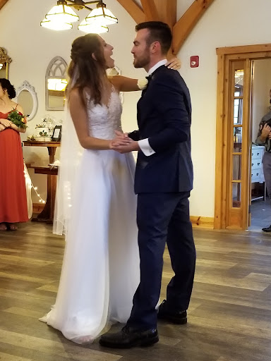 Wedding Venue «Timberlodge at Arrowhead Golf Club», reviews and photos, 12292 Clarence Center Rd, Akron, NY 14001, USA