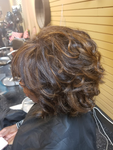 Beauty Salon «Jireh Beauty Salon and Spa», reviews and photos, 1227 River St, Boston, MA 02136, USA