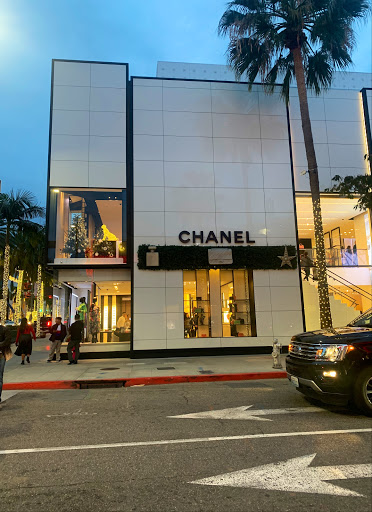 Clothing Store «Chanel Fine Jewelry Boutique», reviews and photos, 400 N Rodeo Dr, Beverly Hills, CA 90210, USA