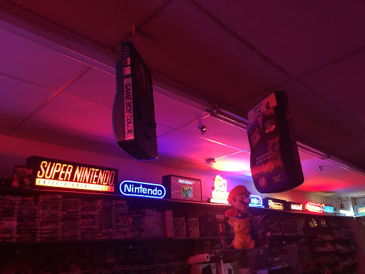 Video Game Store «Play And Talk Retro Video Games Iphone Repair», reviews and photos, 4693 Airport Blvd #130, Mobile, AL 36608, USA