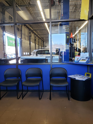 Auto Parts Store «Pep Boys Auto Parts & Service», reviews and photos, 3390 Crain Hwy, Waldorf, MD 20603, USA