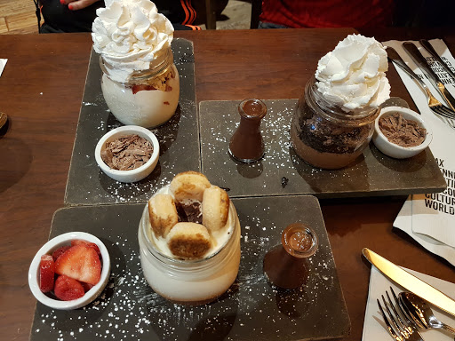 Restaurant «Max Brenner», reviews and photos, 745 Boylston St, Boston, MA 02116, USA