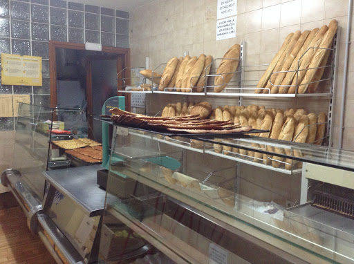 Horno de pan Caixal. en Vimbodí i Poblet, Tarragona