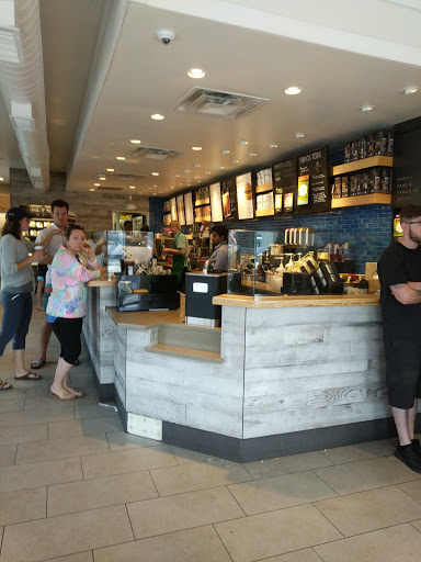 Coffee Shop «Starbucks», reviews and photos, 29 NY-27A, Southampton, NY 11968, USA