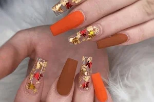 Vivian Nails image