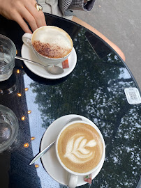 Cappuccino du Restaurant Season Martyrs à Paris - n°8