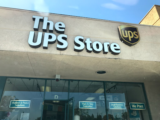 Shipping and Mailing Service «The UPS Store», reviews and photos, 9877 Chapman Ave D, Garden Grove, CA 92841, USA