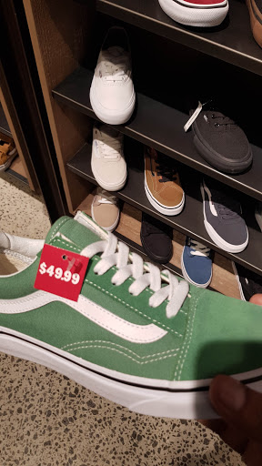 Shoe Store «Vans», reviews and photos, 3393 Peachtree Rd NE #3110a, Atlanta, GA 30326, USA