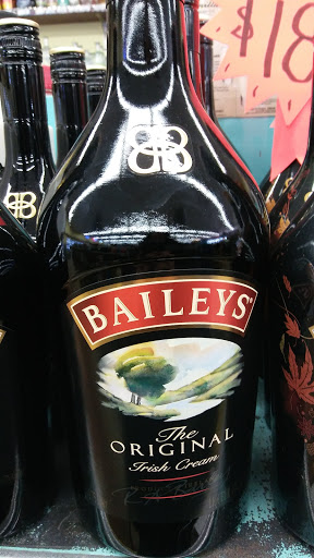 Liquor Store «Town & Country Liquors», reviews and photos, 2944 W 47th St, Chicago, IL 60632, USA