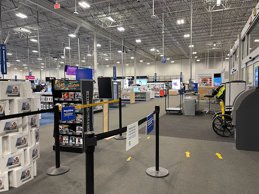 Electronics Store «Best Buy», reviews and photos, 12905 Elm Creek Blvd N, Maple Grove, MN 55369, USA