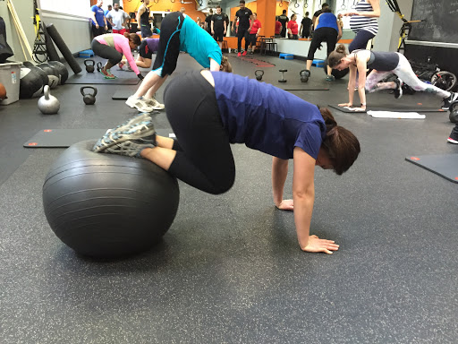 Gym «World Gym Fairfax», reviews and photos, 10201 Main Street, Fairfax, VA 22030, USA