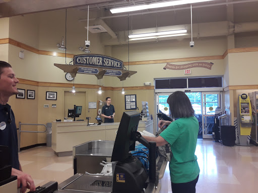 Grocery Store «Food Lion», reviews and photos, 907 S Chapel St, Newark, DE 19713, USA